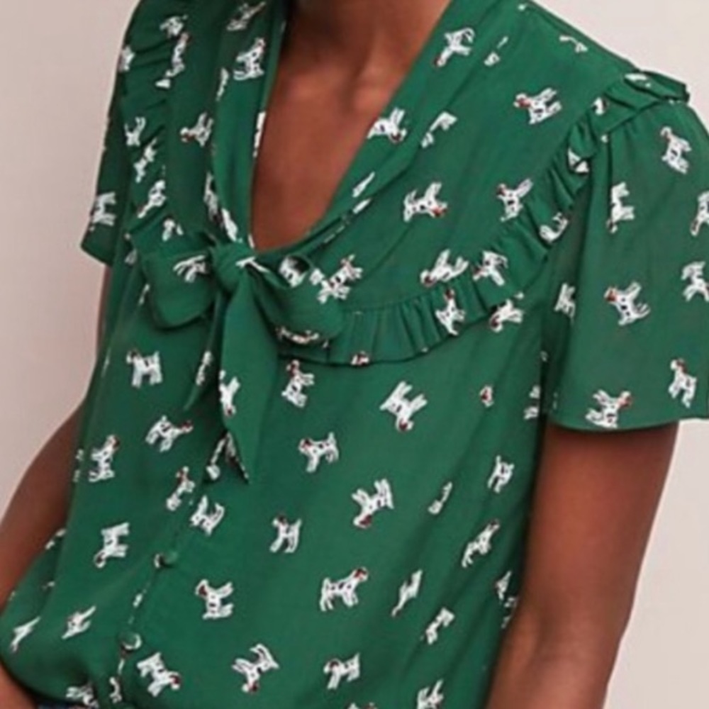Anthropologie Maeve Adagio Ruffle Blouse Size XS
Green Dog Print - Picture 1 of 5